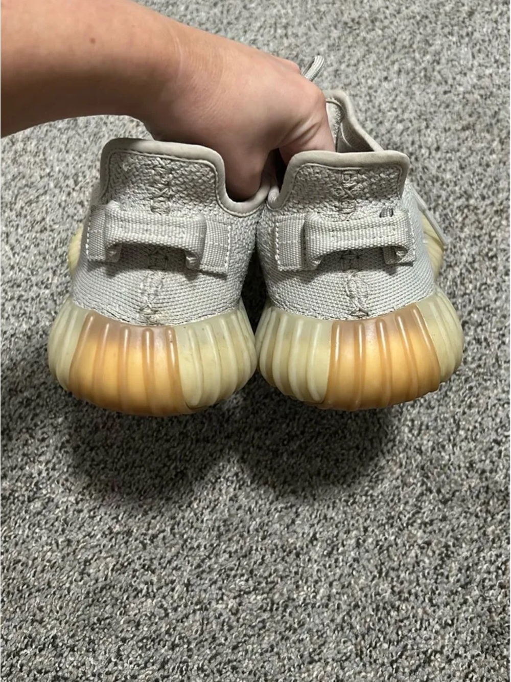 Yeezy Boost - Picture 6 of 6
